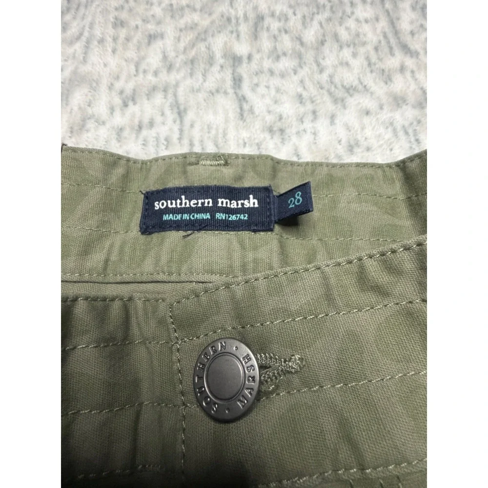 Southern Marsh Durango‎ Rugged Camo Shorts Men's 28 Waist Dark Olive NWT